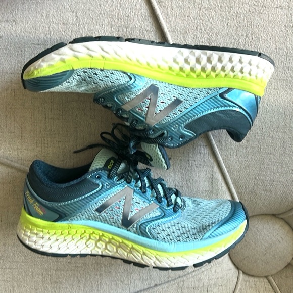 New Balance Fresh Foam 1080 V7 Women’s Size 8 - Picture 13 of 13
